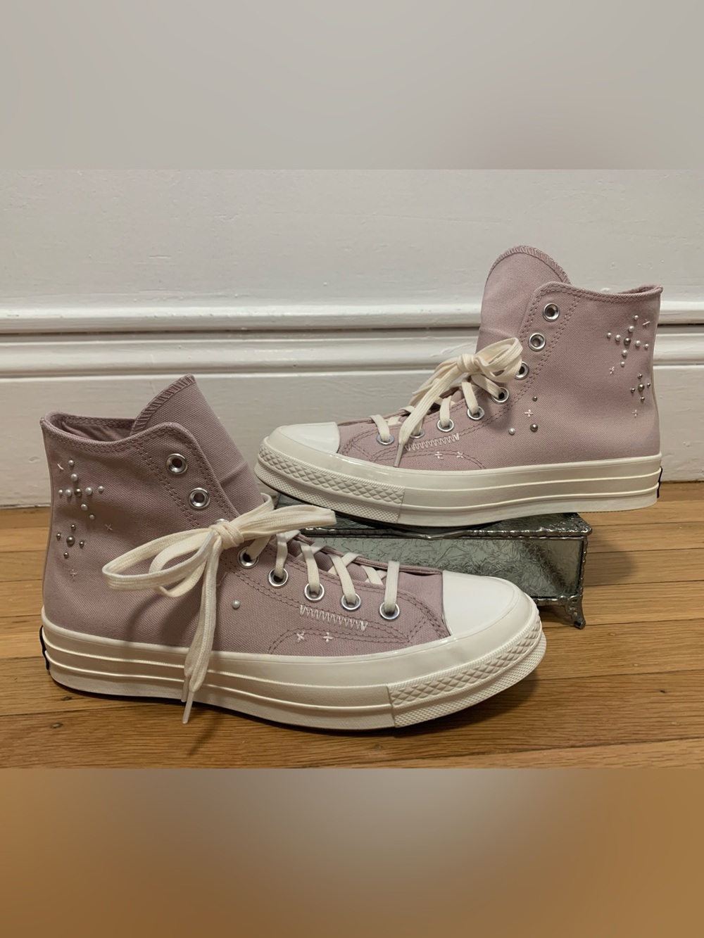 NWOB Converse All Star Dusty Rose Hi-Top Beaded Shoes WOMENS SIZE 10/MENS 8